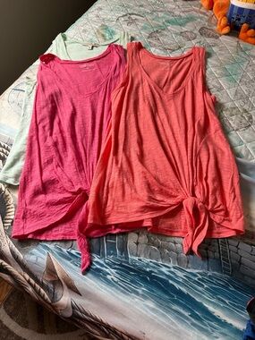 Express Set of 5 Hot Pink Ladies’ Tank Tops